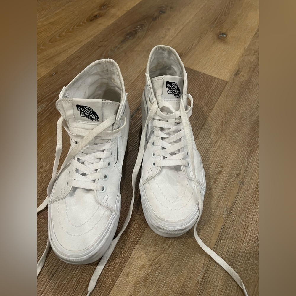 Platform white vans